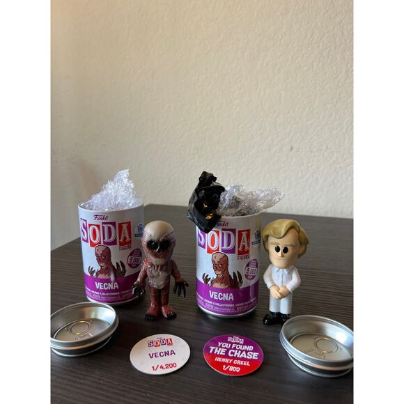LE 800 PIECES EXC CHASE BUNDLE Vecna/Henry Creel Stranger Things Funko Sodas - Picture 1 of 2
